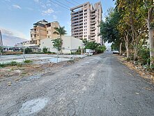 新福路旁方正角地