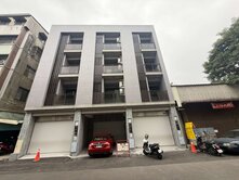 西區全新七套房電梯店墅