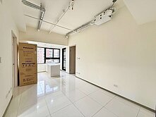 仰星殿｜親友獨家｜朝後｜兩房平車誠意出售｜廖香婷