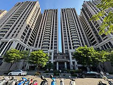台南市府 全聯旁 新悅城凱旋高樓景觀邊間三房平車
