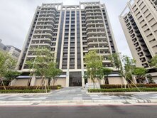 鳳山近五甲鳳翔學區全新 景觀裝潢2房平車