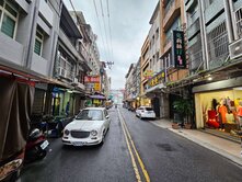 宜蘭市中心商業區大坪數大面寬雙店面