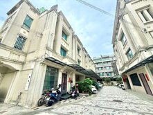 芊💎潭子輕屋齡｜質感社區別墅💎