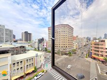 🎨浪漫人生散步愛河與駁二｜採光大空間住辦皆宜