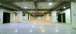 近夢時代~家樂福~未來捷運1F+2F+B1F店面