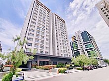 高雄大學⭐水舞集⭐中高樓層免千萬2+1房+車位