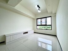 佳展大展｜台南高鐵、南科四期輕裝潢三房車位