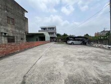 低於行情｜新庄國小旁｜可蓋五戶方正優質建地