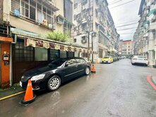 錦秀方便停車美妝1樓-新店大璁