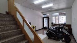 【翻新】鳳山捷運正街8米路滿租6套房透店