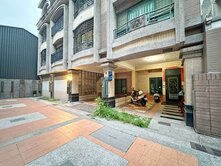 近新台17#高大6房車庫透天#出租/自住皆可