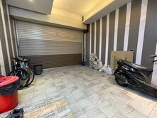 大里臨8米路重金打造美車庫別墅