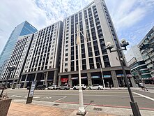 ★濱海/三多四路核心/三捷六公站*百貨聚集