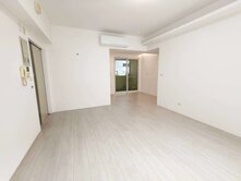 藝文經國商圈發現紐約標準大3房車24時家樂福