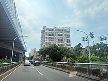 潭子74快速道路旁都計內農地