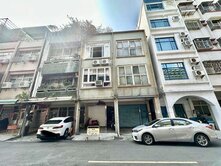 西子灣商業區稀有店住 哈瑪星生活圈收租改造宅
