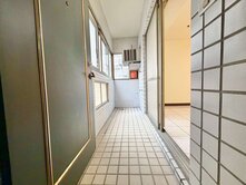 專)免千萬工學路~綠園道玄關大三房坡道機上休旅車位