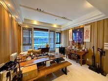 新莊副都心~都峰苑高樓層豪氣裝潢4改2+2平車
