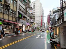 桃園火車站 站前透天店面