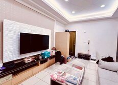 龍安商圈中山芳鄰1樓大庭院漂亮2房