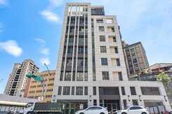 全新建案~植物園邊間三面採光大2房車位