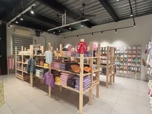 樂福主攻-稀有物件南屯黎明商圈角間住家+倉庫