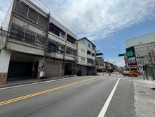 成功國中臨12米路孝親房金透店