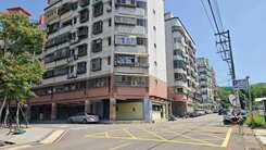 ~大有區~低總價完美三角窗店面,各行各業歡迎賞屋