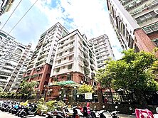 金門花園景觀美套房~近篤行路 ,有陽台--永慶美青
