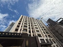 東山軍功商圈🔥輕屋齡【大三房B1平車】室內26坪
