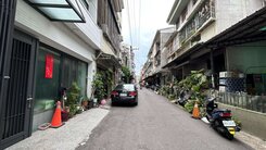  逢甲商圈朝南5米面寬｜低總價6米活巷透天