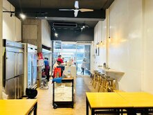 使用空間破百坪｜生活機能超棒｜漢民商圈翻新金店面