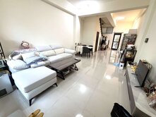 💥3年屋齡💥高坪22路💖鄰40米路車庫別墅