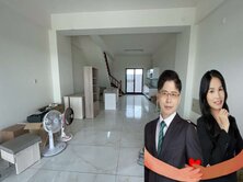 房仲夫妻推薦水上全新店面車墅
