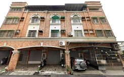 大寮國小正12米路上整棟增建滿騎樓可停車透天