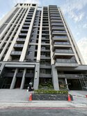桂林頂新商圈艾美MOMA2高樓層朝南三房B1平車
