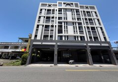 宜市河岸首席三房車位華廈~台灣房屋婕如～小豬