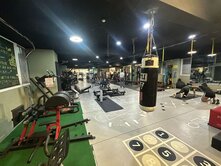 漢神巨蛋農十六商圈收租樓店