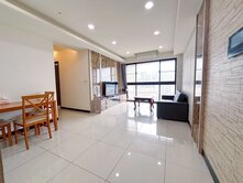 圓夢軒獨家推薦~中壢好事多3房車~降價~歡迎鑑賞