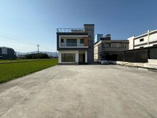 劉展昕~壯圍美功全新完工合法電梯農舍