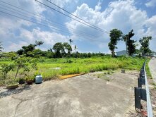 竹崎交流道旁大面寬稀有農建地