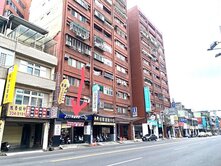『專任』站前.市政府旁復興路𝟏+𝟐樓店面