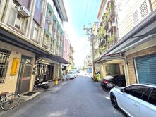 羅東稀有釋出大面寬停車沒煩惱透天宅