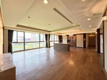  一品大觀~公園樹海~無限視野~四大室.雙平車