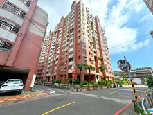 鳳山國中捷運站旁中山新城高樓層翻新3房已租平車