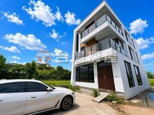 冬山💥超便宜【電梯農舍】近冬山火車站