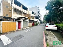 東區復興學區傳統活巷5米面寬雙公園透天