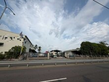 旗山正路上-大面寬大地坪農地大廠房