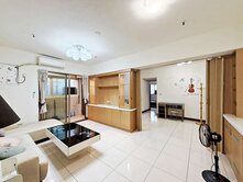 自由黃昏市場旁｜三房改大二房｜有車位