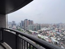 獨家台中帝寶前棟最大戶+獨立雙車位｜誠售單坪價最低